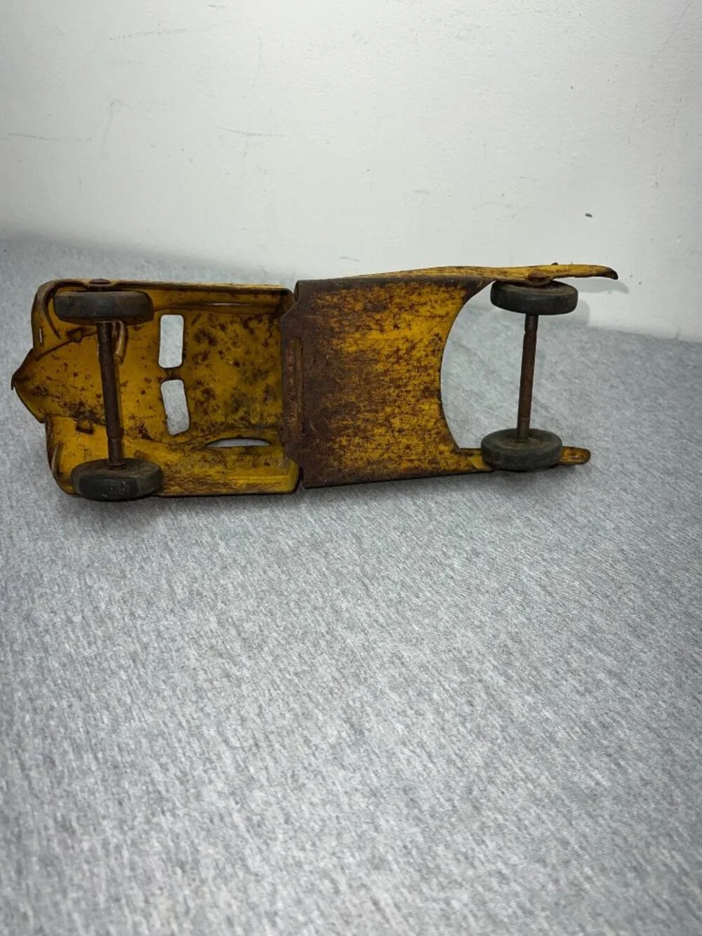 Vintage Buddy L Yellow Metal Toy‎ Dump Truck Distressed Patina 1950s Style